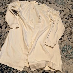 Gymshark X Whitney Simmons robe